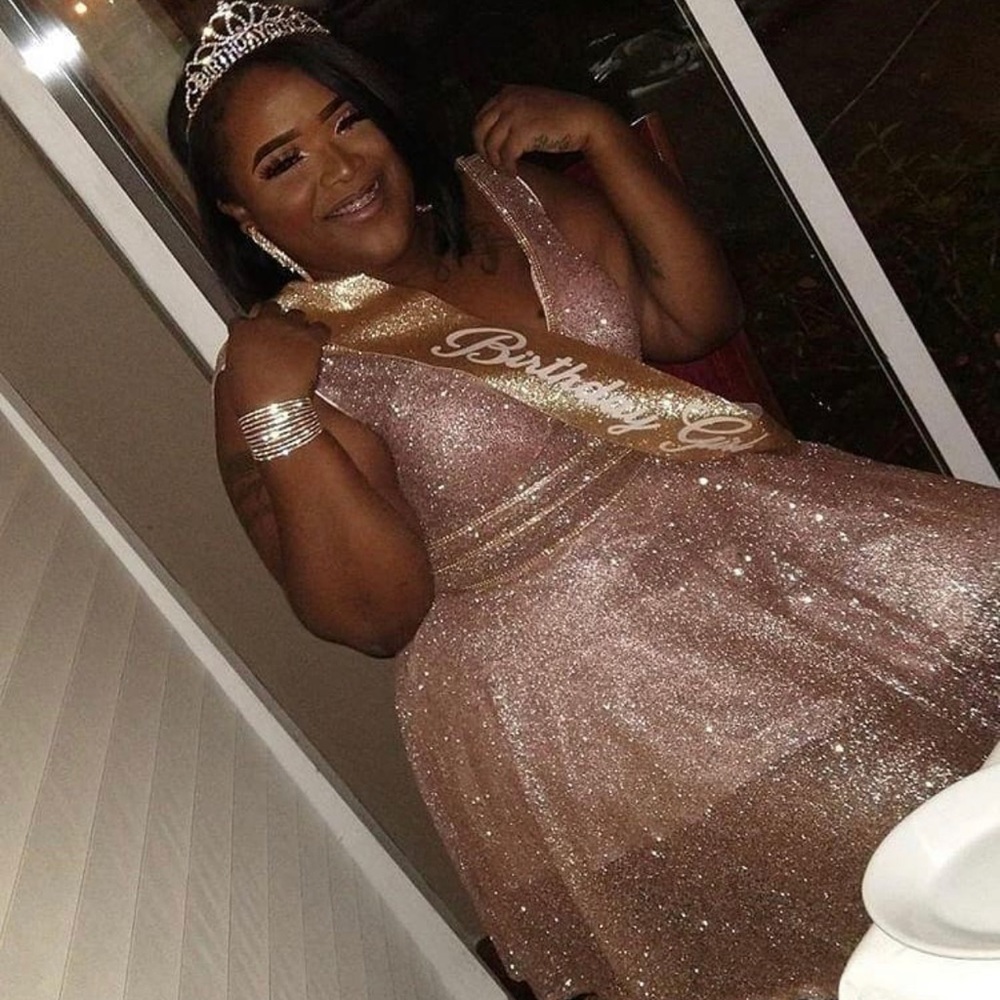 Dress - Picture 4 of 4